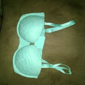Victoria's Secret 34D Bra